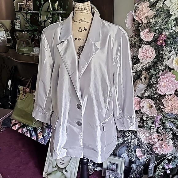 MV Blazer - Picture 1 of 11